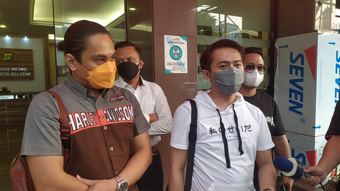 IntipSeleb/ Wahyu Firmansyah