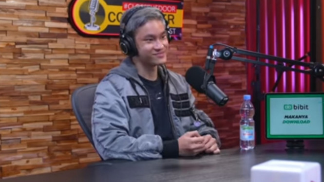 YouTube Deddy Corbuzier