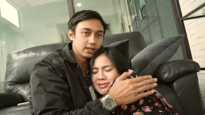 YouTube/FELITOGETHER