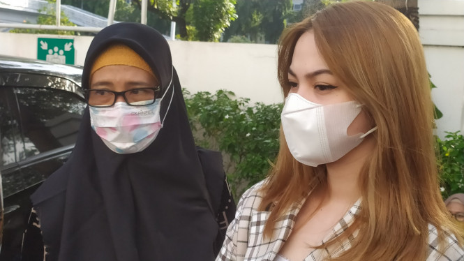 IntipSeleb/ Wahyu Firmansyah