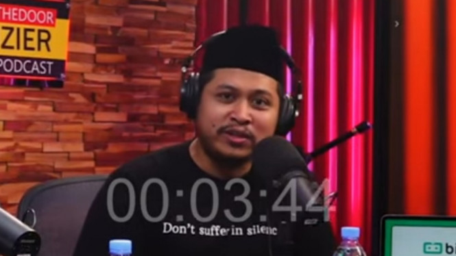 YouTube Deddy Corbuzier