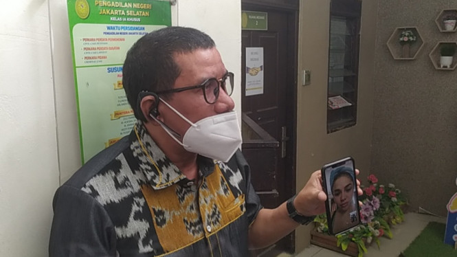 IntipSeleb/ Wahyu Firmansyah