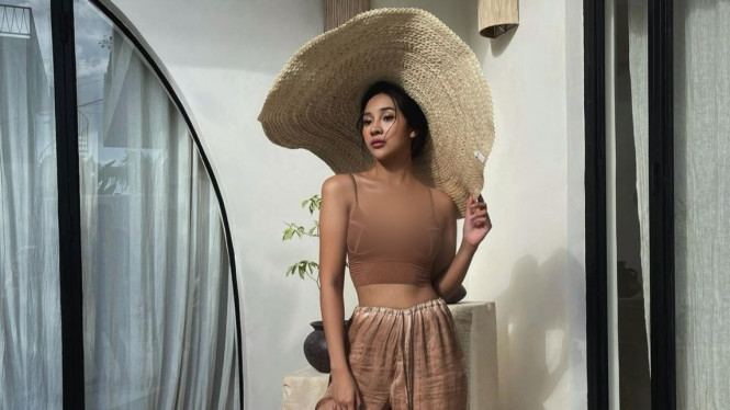 Instagram/ @anyageraldine