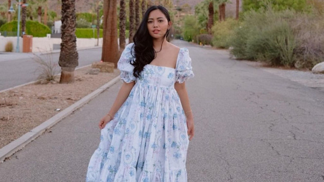 Instagram/rachelvennya