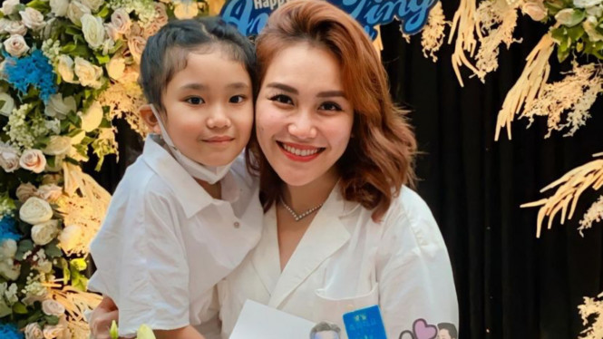 ayutingting92/instagram