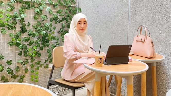 larissachou/instagram