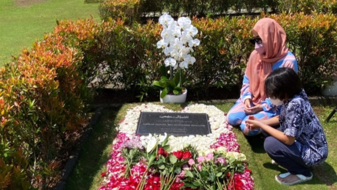 Instagram/ @bclsinclair