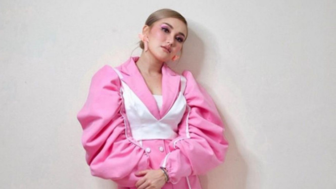 instagram/ayutingting92