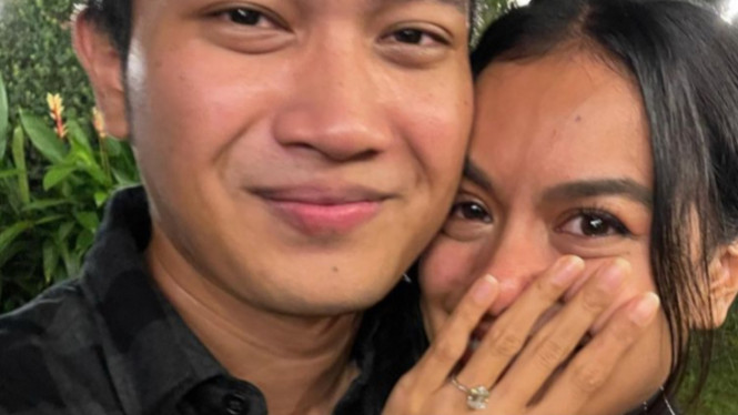 instagram/sophia_latjuba88