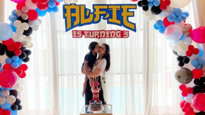 Instagram/Ririndwiariyanti