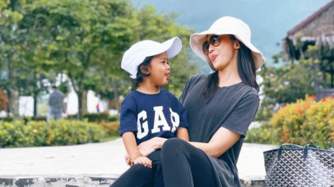 Instagram/Ririndwiariyanti