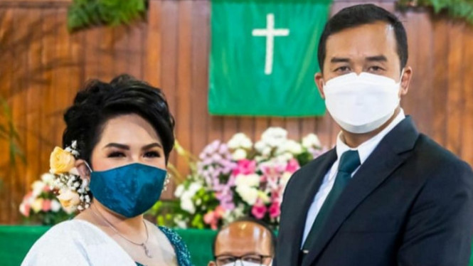 Instagram/Joy Tobing