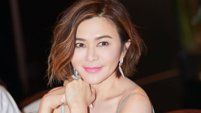 Instagram/rosamundkwan