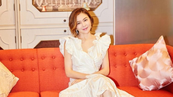 Instagram/rosamundkwan