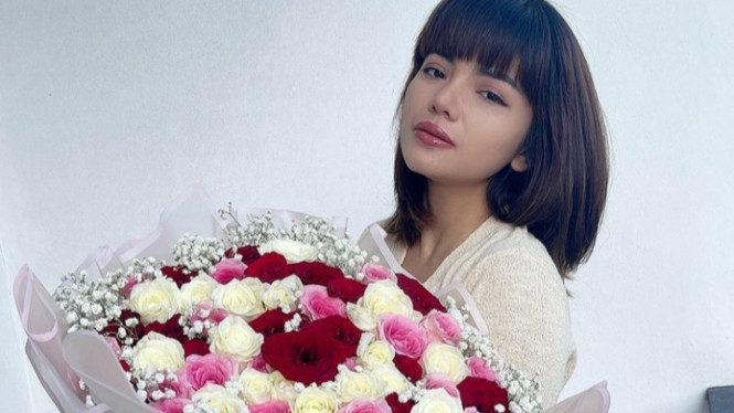 Instagram/Dinarcandy