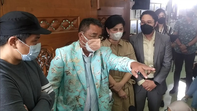 IntipSeleb/ Wahyu Firmansyah