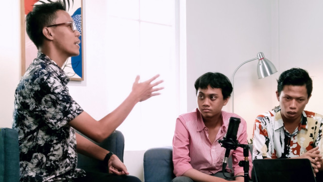 IntipSeleb/Ema Apriliani