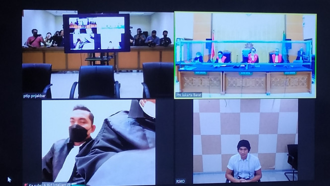 IntipSeleb/ Wahyu Firmansyah