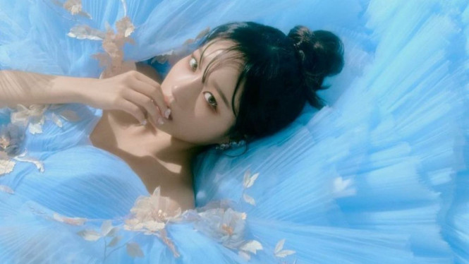 Instagram/zo__glasss