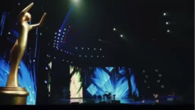 konfrensi pers via zoom