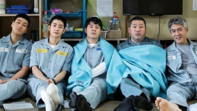 Instagram/prisonplaybook
