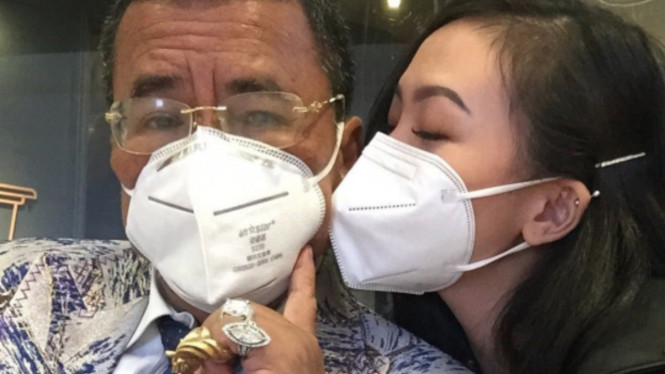 instagram/hotmanparisofficial