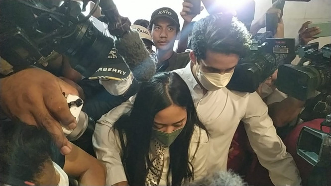 IntipSeleb/Wahyu Firmansyah