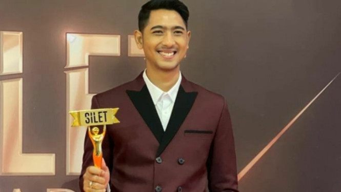 Instagram/philipekarunia