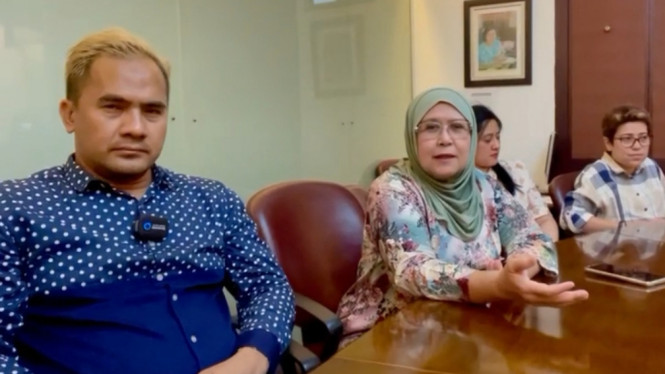 Instagram/farhatabbasofficial