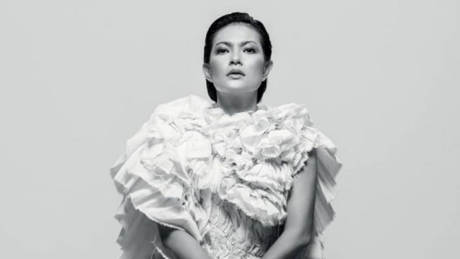 Instagram/lola.amaria