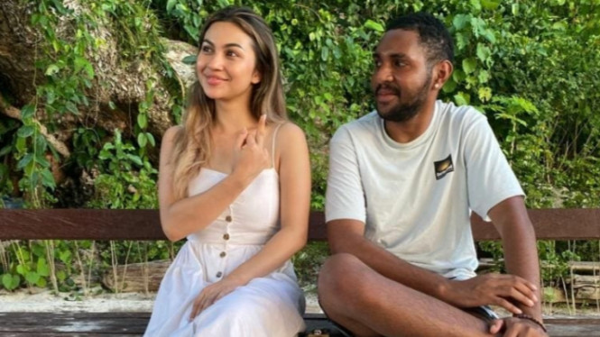 Instagram/arieltatum