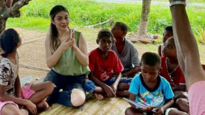 Instagram/arieltatum