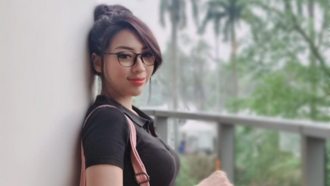 instagram/elizabethangelalorenza