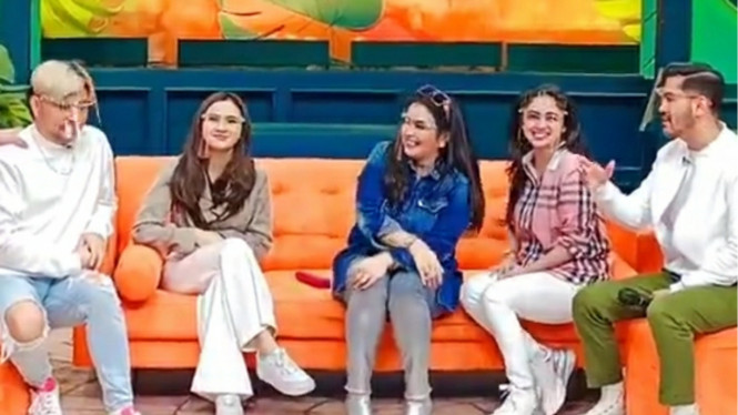 Instagram/Jennifer_ipel