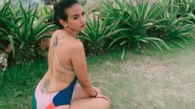 Instagram/vanessaangelofficial