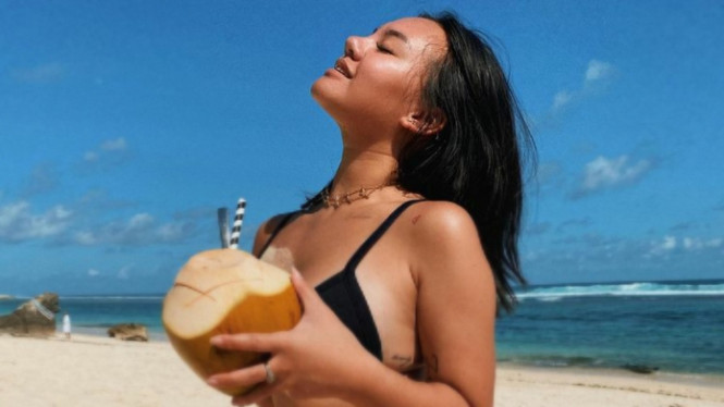 Instagram/Shafaharris