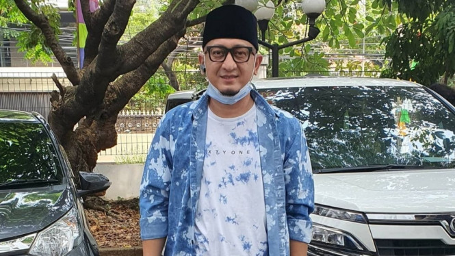 Instagram/ @zackymirza_