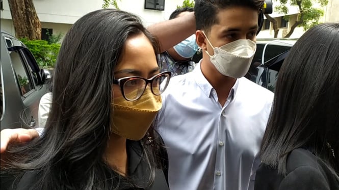 IntipSeleb/ Wahyu Firmansyah