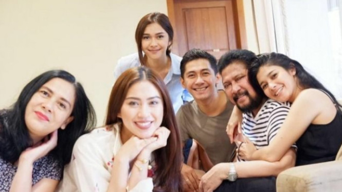 Instagram/lydiakandou_