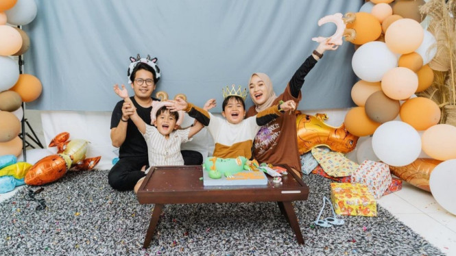 Instagram/ririe_fairus