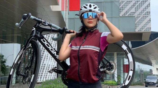 Instagram/himynameisernie