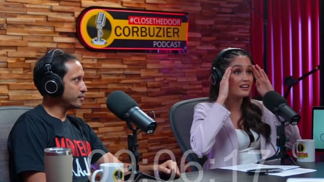 YouTube/Close The Door