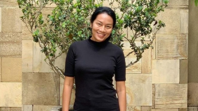 Instagram/deelestari