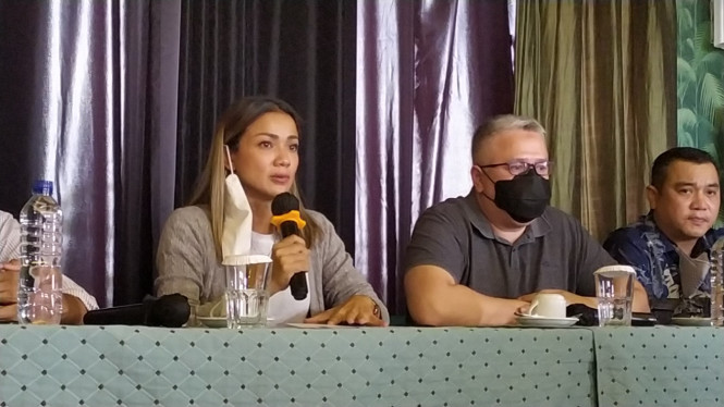 IntipSeleb/ Wahyu Firmansyah