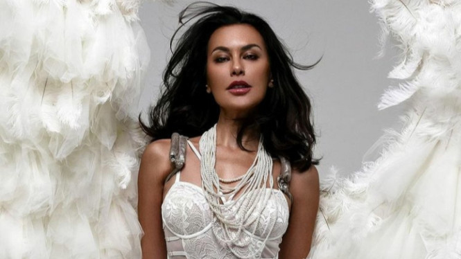 Instagram/Sophia_latjuba88