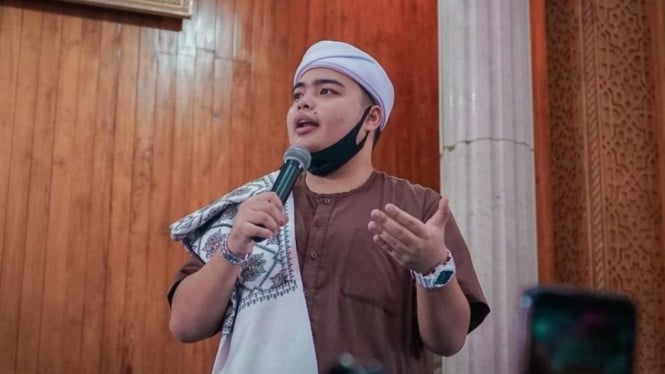 Instagram/ @ameer_azzikra