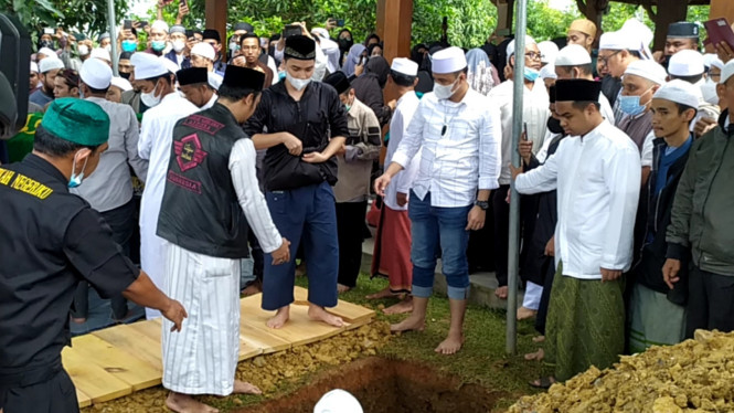 IntipSeleb/ Wahyu Firmansyah