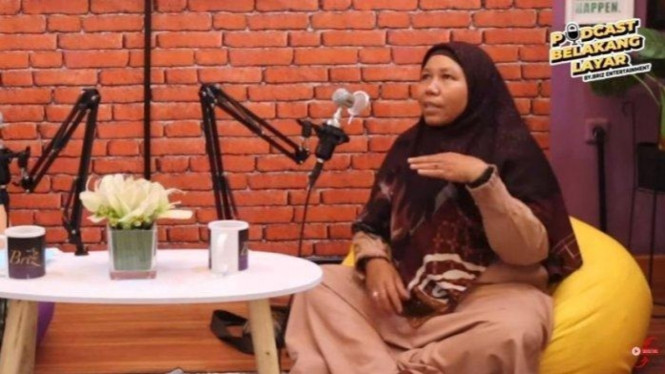 YouTube/BRIZ Entertainment