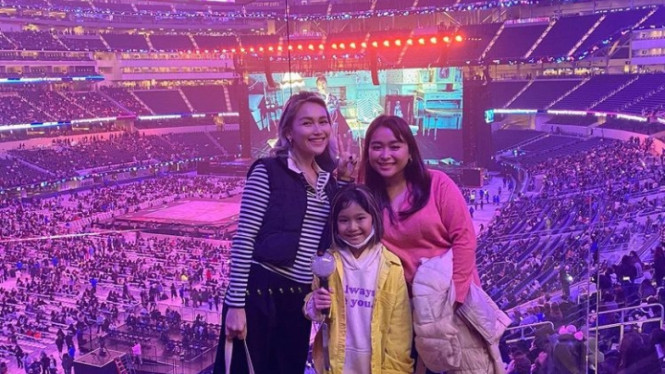 Instagram/ayutingting92