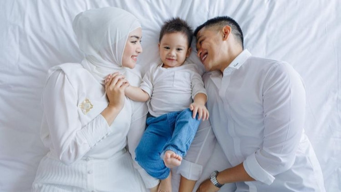 Instagram/ @thereal_rezkyadhitya